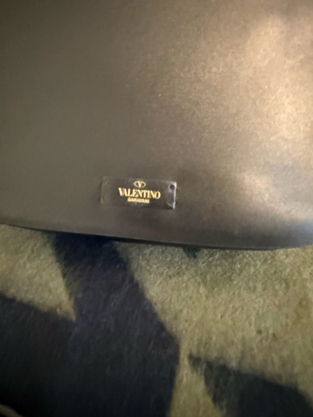 Vintage Valentino Garavani Rockstud Black Leather Saddlebag - Picture 3 of 14